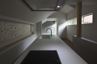 理想のキッチンづくりを目指したストレートダイニングの家