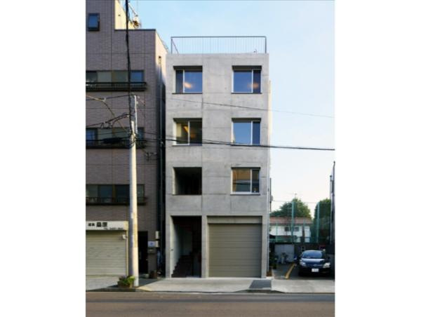 狭小住宅の屋上の事例06